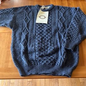 Aran Sweater Market 100% wool sweater
